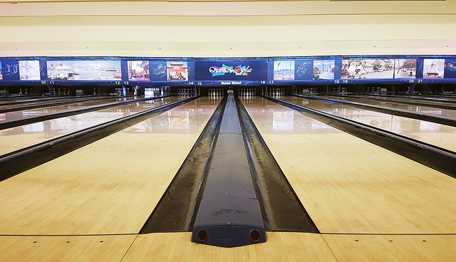 bowling-alleys-near-me