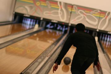 Lucky Strike Bowl, Tucson 85712, AZ - Photo 2 of 2