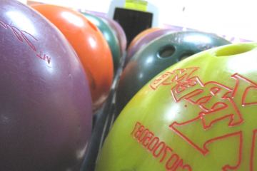 Bulldog Bowling Balls