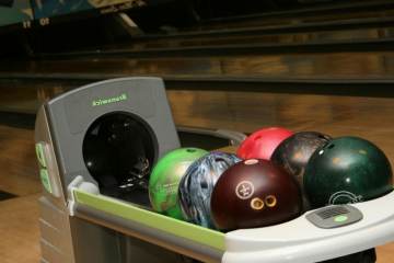 Revolutions Entertainment - Bowling Bar and Grille, Jupiter 33458, FL - Photo 1 of 3