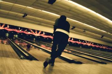 Oviedo Bowling Center, Oviedo 32765, FL - Photo 1 of 3