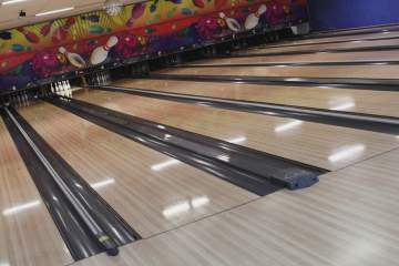 Riverside Lanes