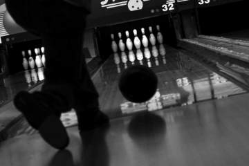 Eagle’s Bowling Lanes