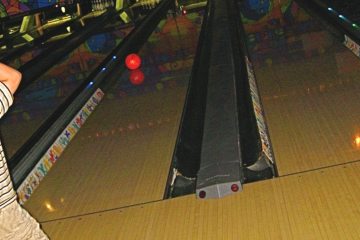 Bowl-Hi Lanes