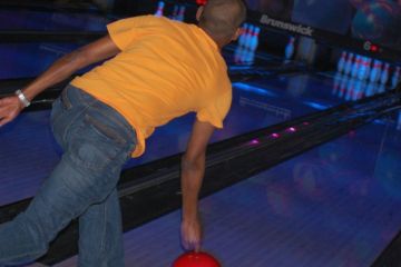 Brunswick Zone Glendale Heights, Glendale Heights 60139, IL - Photo 1 of 3