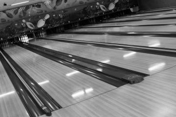 Bowling & Beyond Arlington Heights