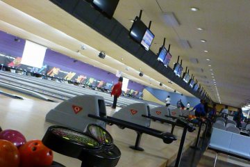 Suburban Bowling Lanes, Jackson 49202, MI - Photo 1 of 1