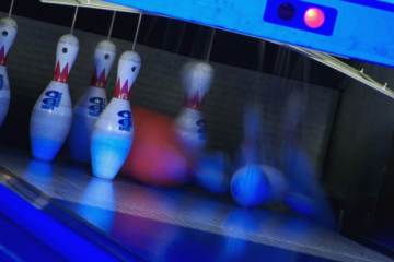 Appleplace Bowling Center, Apple Valley 55124, MN - Photo 1 of 2