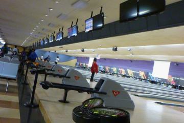 Evergreen Lanes