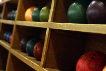 Plaza Bowling Lanes