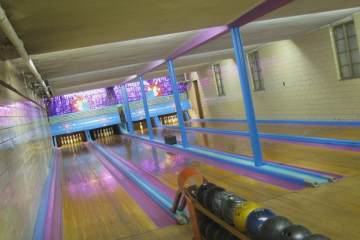 Hanscam’s Bowling Center