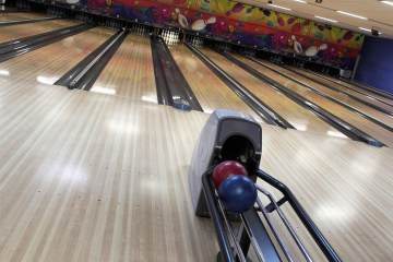 Roxy Ann Lanes, Medford 97501, OR - Photo 2 of 3