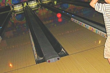 Shaw Lanes Bowling Center