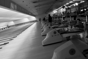 Starters Lanes & Sports Lounge