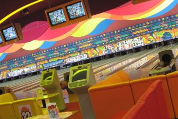 Chalet Lanes & Lounge